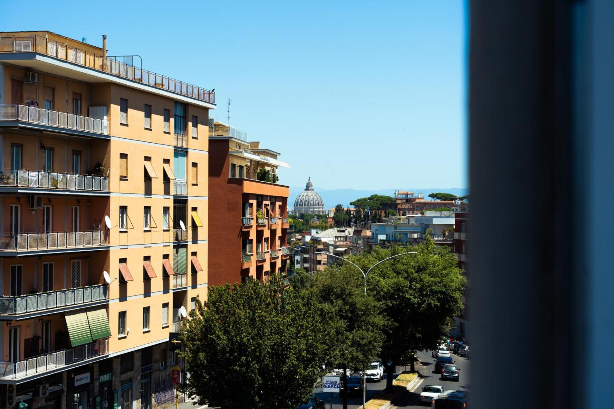 Near Vatican, Irnerio 47 Guest House Rome Bagian luar foto